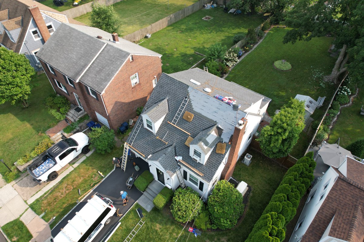 Euro Roofing & Siding tweet media