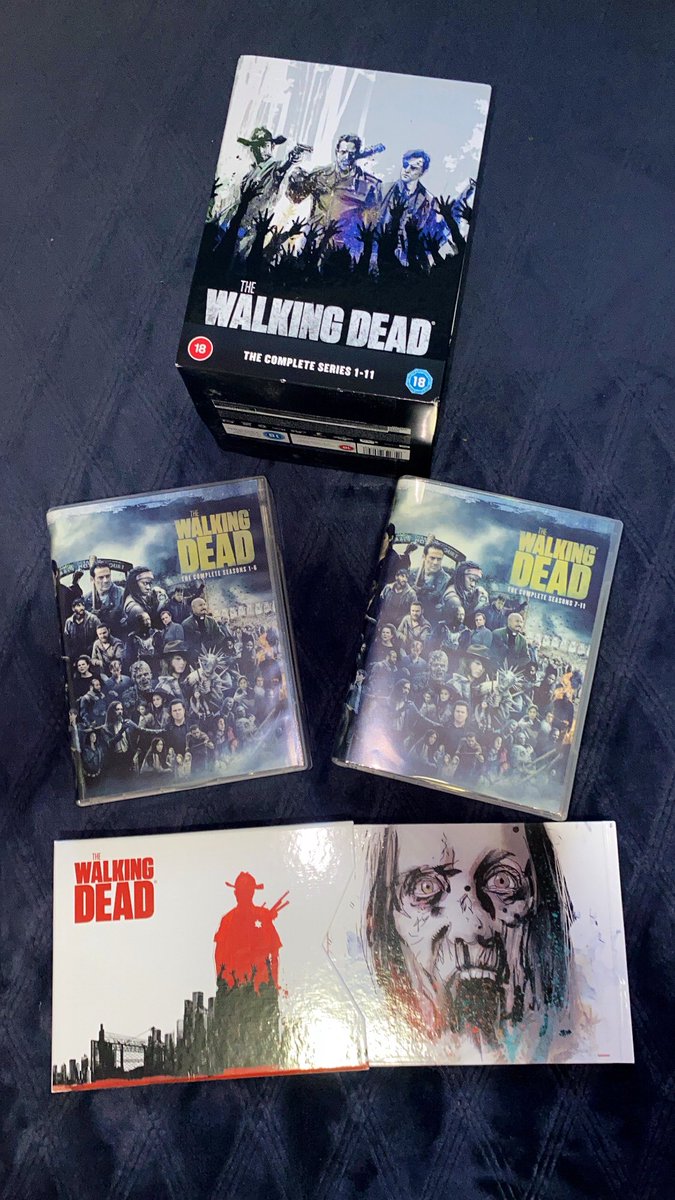 jecagtfoo's tweet image. YALL🥹🥹🥹!!! MY BOYFRIEND BOUGHT ME THE WALKING DEAD COMPLETE SERIES BOX SET — AHHHHHHHHH😭😭😭😭😭😭 I AM SO FREAKIN HAPPY RN #TWDDeadCity #TWD #TheWalkingDead #AMCTheWalkingDead #TWDUniverse @WalkingDead_AMC @TheWalkingDead