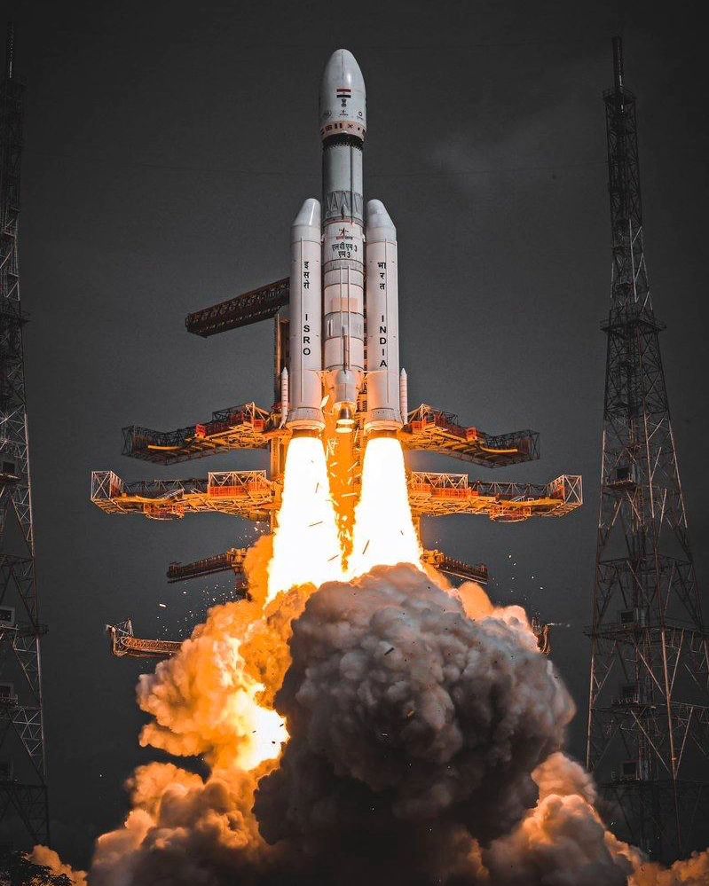 nisuvk18's tweet photo. Few hours to go 🚀 🇮🇳
#Chandrayaan3 🙏 https://t.co/gbL8G7sXs5