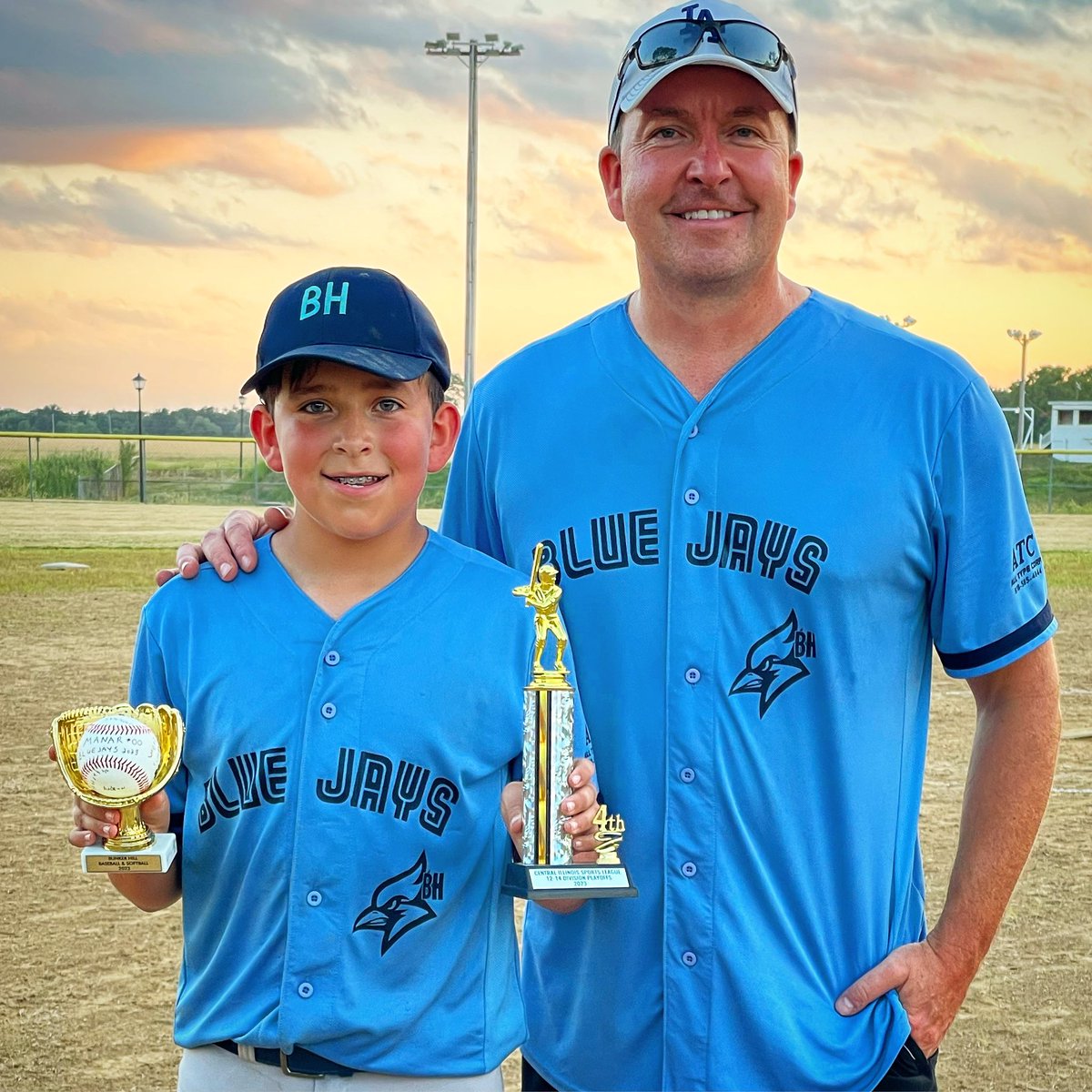 AndyManar's tweet image. Eight years coaching the #BHill BlueJays came to an end tonight. And I enjoyed every single minute. Gonna miss these kids &amp;amp; little league ⚾️.