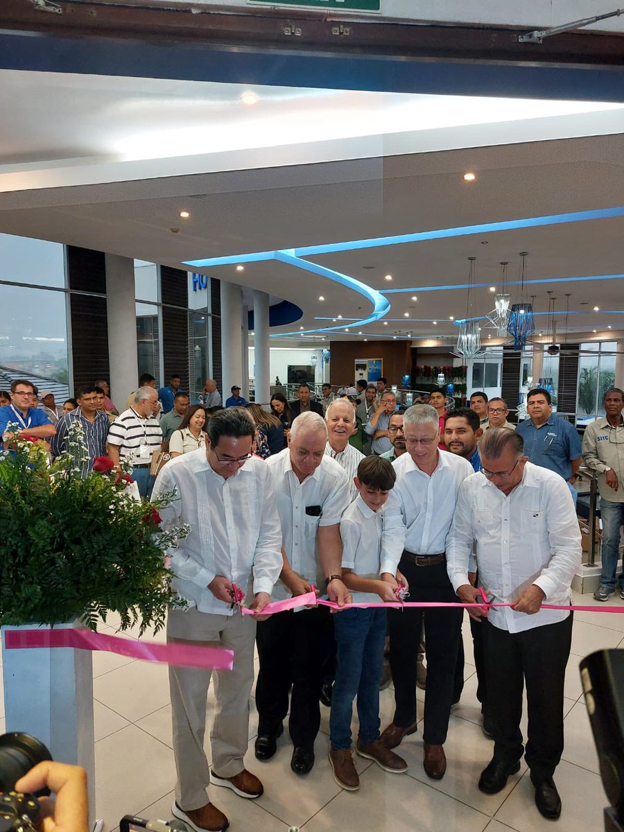 AnaporPanama's tweet photo. Inauguración del X Congreso Nacional Porcino en Santiago con el tema
"Panamá: 60 años libres de peste porcina clásica"
#Anapor #Panama https://t.co/8P9oUnfPPx