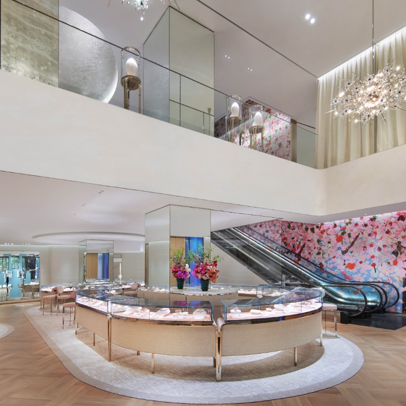 TiffanyAndCo's tweet photo. ティファニー銀座本店、リニューアルオープン。
ブランドが誇るハイジュエリーやダイヤモンド、アイコニックなジュエリーを取り揃え、特別な限定商品も登場。ニューヨーク本店のエッセンスを反映したモダンで洗練されたラグジュアリー空間をご堪能下さい。
#TiffanyGinza #TiffanyAndCo