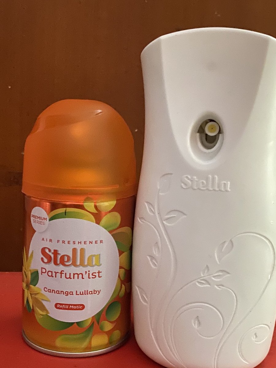 melisswagger's tweet photo. @hlogwarts Weh sebagai anak kost nih ya, pewangi ruangan tuh penting banget ingat! yang sllu ada diruangan gue nih Stella Cananga Lullaby gas checkout dah keburu ruangan klean bau. Kemaren aku jg beli disiniiii 
https://t.co/Qnx04jYFw5 https://t.co/2DFSKpDkMC