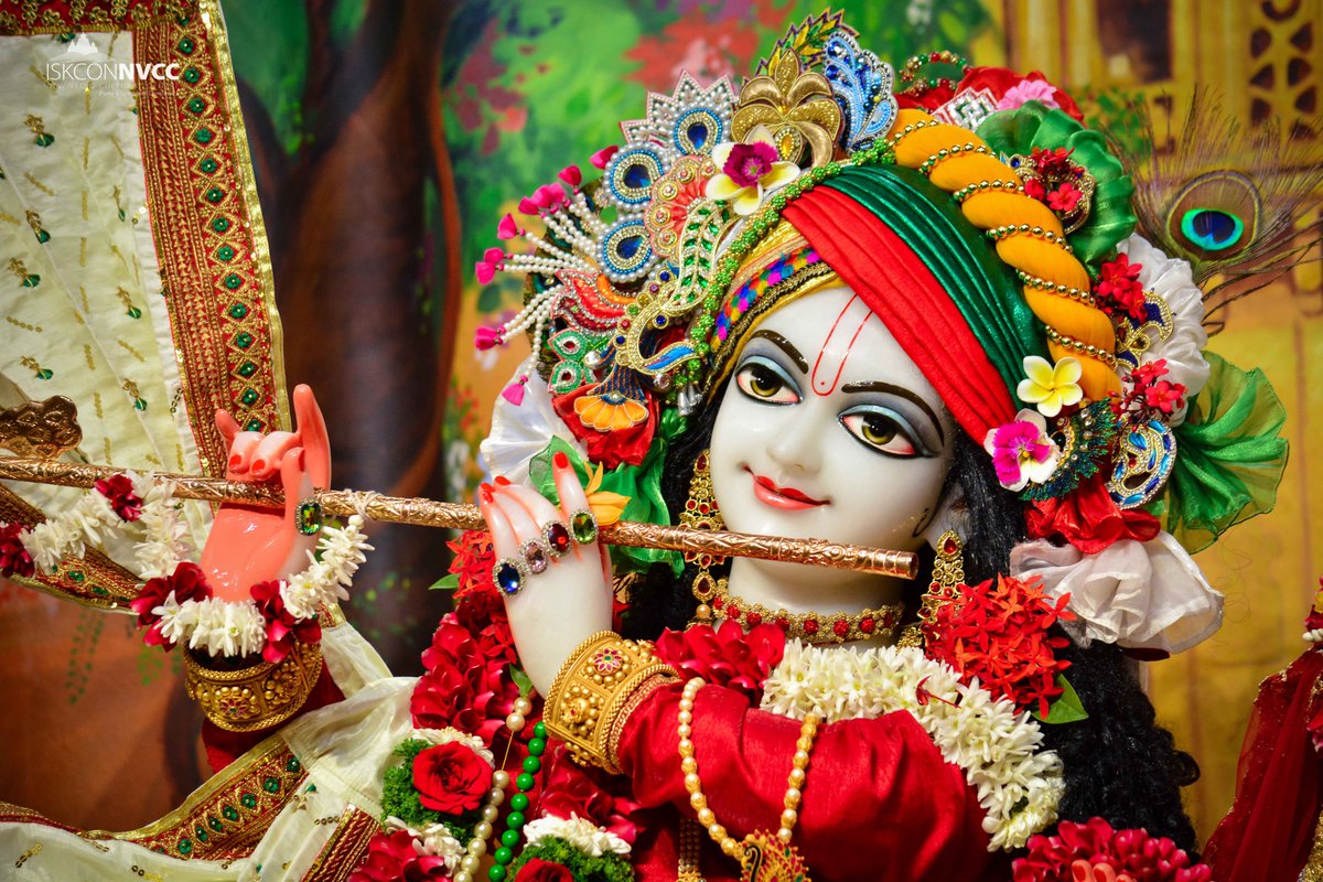 ISKCONPune's tweet photo. 🗓14-07-2023🙏🌷Today's Darshan🌷 
🌷Sri Sri Radhavrindavanchandra🌷
🚩@ISKCONNVCCPune🚩 
.
.
#ISKCONNVCC #ISKCONPune #ISKCON
#ISKCONNVCCPune #PUNE #DailyDarshan
#Friday #14thjuly #14thjuly2023
#Madhavas #govardhanecovillage #kirtan
#krishna #harekrishna #lordkrishna https://t.co/tQDpKfegX9