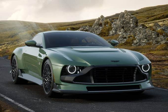 XCarClub's tweet photo. 📸Aston Martin Valour https://t.co/90owrZfcl9