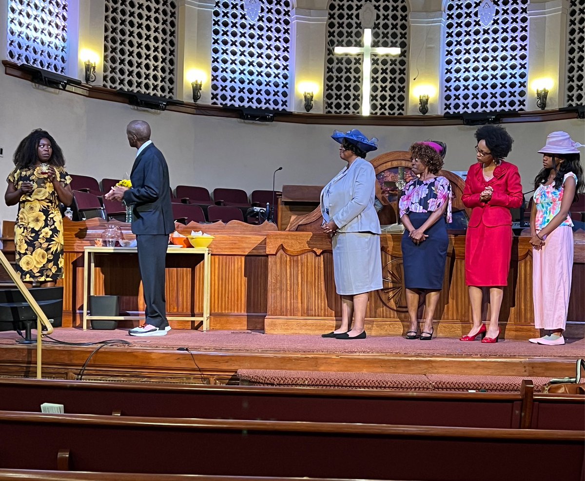 Nothing, Nothing previews tomorrow at 8pm and opens Saturday at 7pm! You do not want to miss this hilarious show or the beautiful costumes by our amazing costume designer Maggie Dick. 

Tickets at herotheatre.org/nothing-nothin…