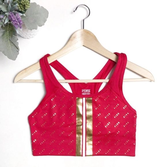 LisaBabe521's tweet photo. So good I had to share! Check out all the items I'm loving on @Poshmarkapp #poshmark #fashion #style #shopmycloset #express #pinkvictoriassecret #misslook: https://t.co/cPb7TG4EkV https://t.co/GnMPvLoRej