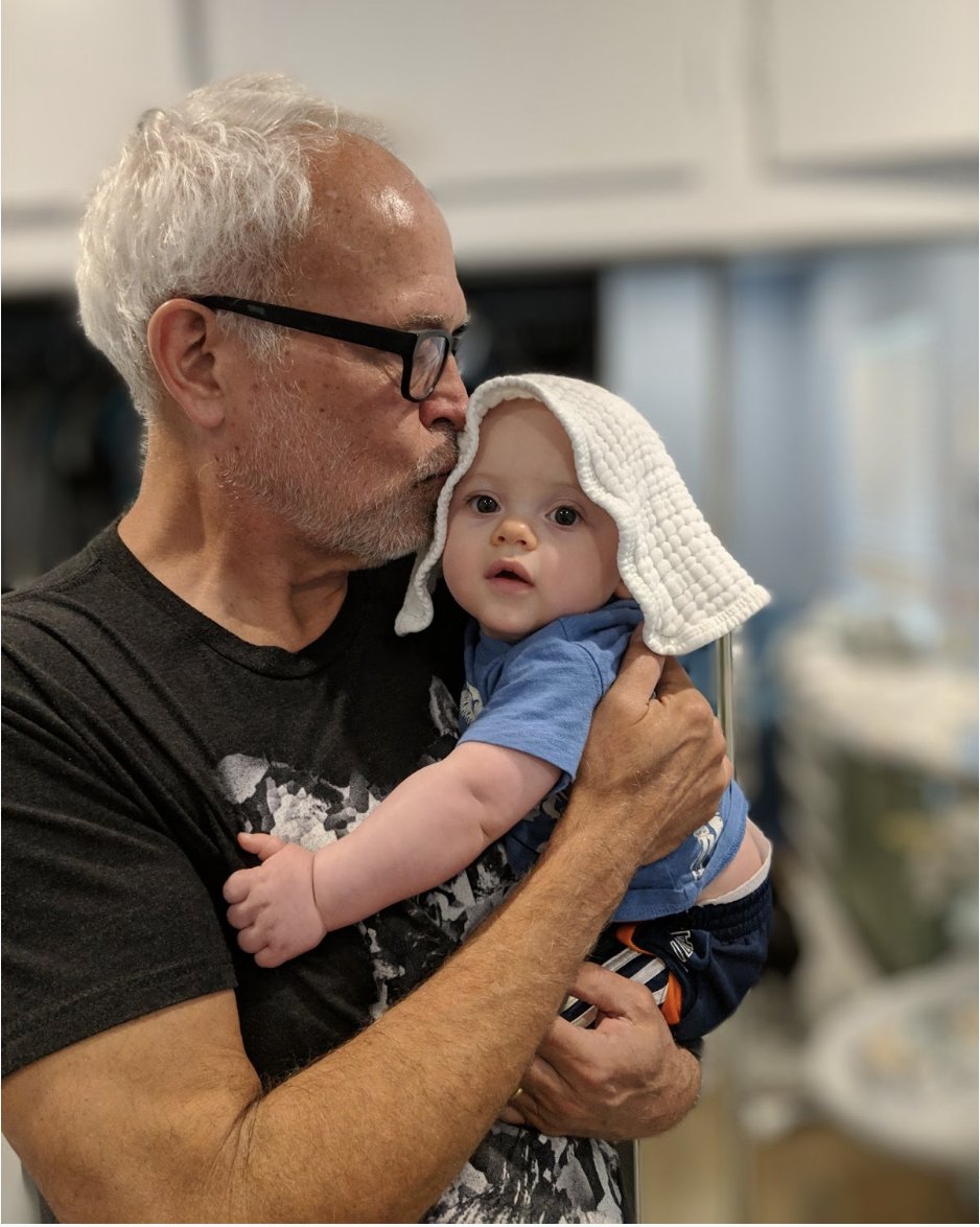 FastlyJapan's tweet image. Principal Software EngineerのTom ChappellにFastlyで働く魅力について聞いてみました🎤

👨「一緒に働く『人』です。チームの皆はとても賢く親切です。毎日心が弾むような気持ちで仕事をしています。」

私達と一緒に働きませんか？詳細はこちら✨
fastly.com/jp/about/caree…

#LifeAtFastly