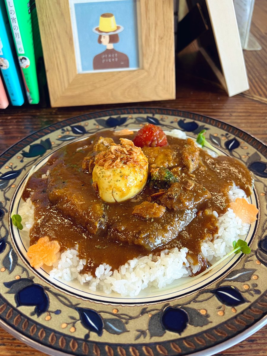 maneki_tiger's tweet photo. “Shimokitazawa Curry Shokudo NASU-OYAJI”
Shimokitazawa, Tokyo🇯🇵

All-in-special curry😄🍀

Delicious, rich and fashionable curry🍛 https://t.co/ivimbSGkm1