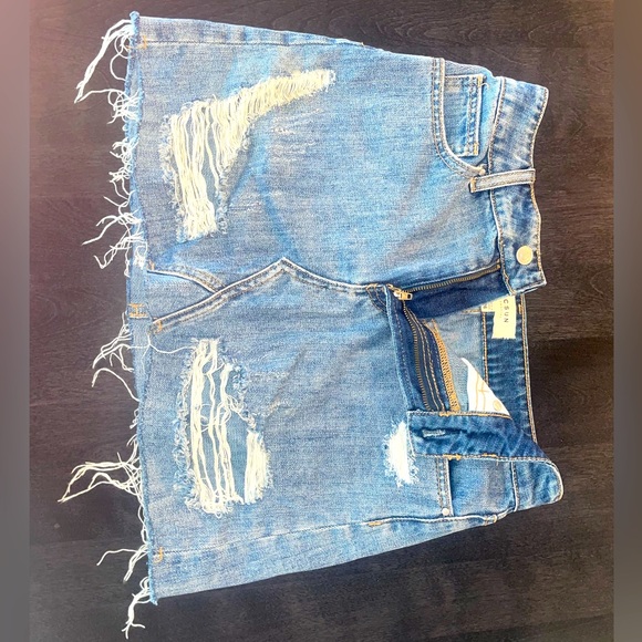 So good I had to share! Check out all the items I'm loving on <a href="/Poshmarkapp/">Poshmark</a> #poshmark #fashion #style #shopmycloset #pacsun #disney: posh.mk/4ZsEGj4DpBb