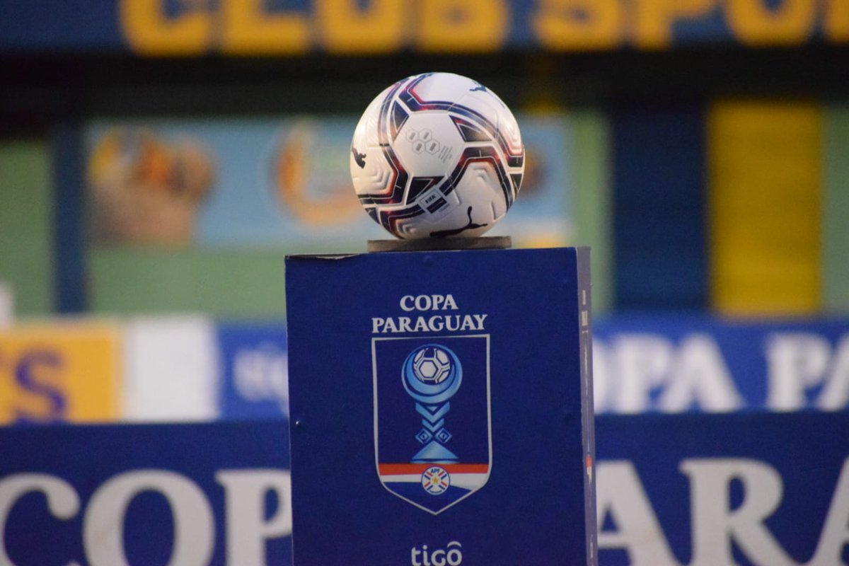 ¡Que victoria CHANCHÓN!🤩
#CopaParaguay #Fase3
#Luqueño 6-0 #Oriental
#ContigoSiempreLuqueño 💙💛💙
📷 <a href="/RosiiEstigarrib/">Rosario Estigarribia</a>