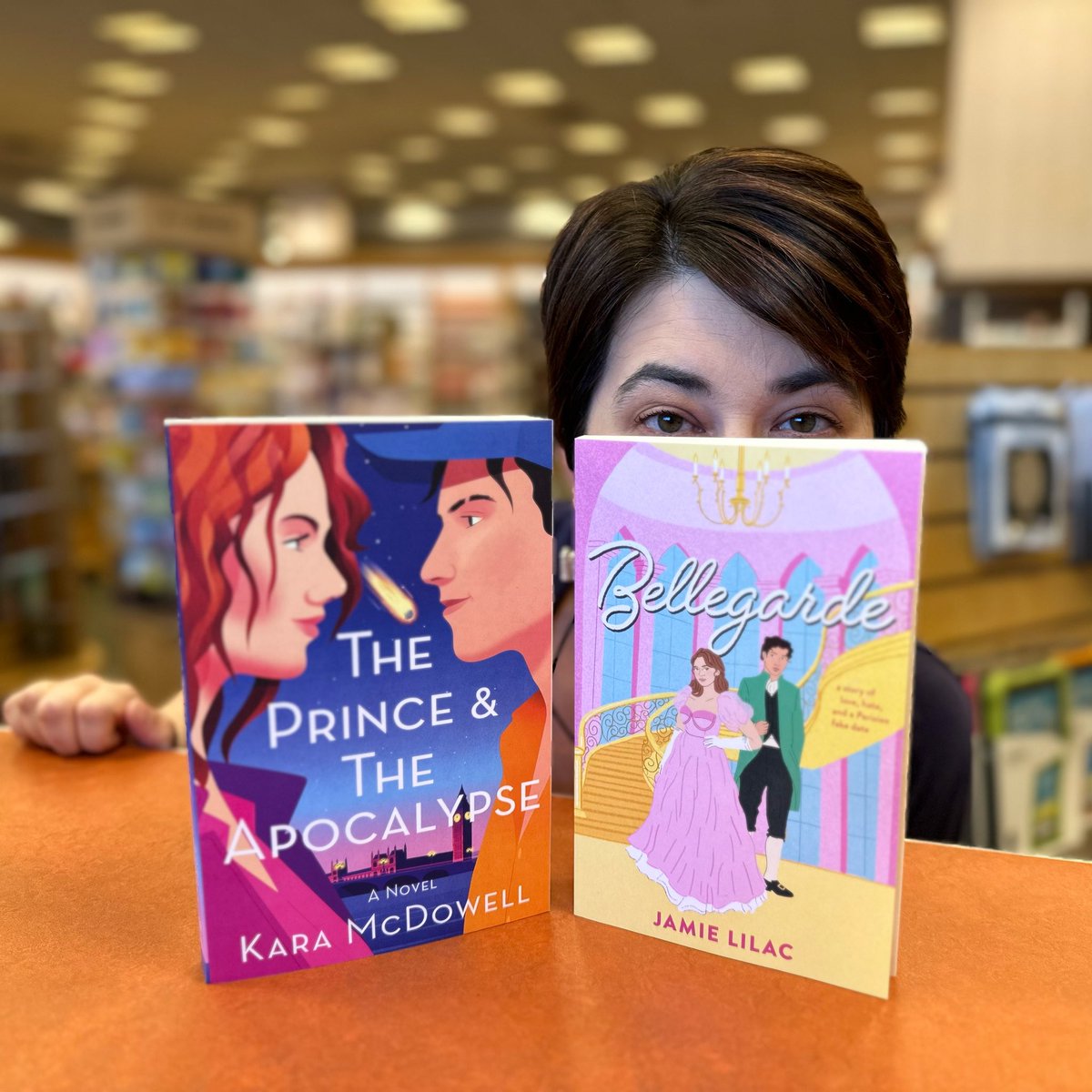 We’ve got our eyes on these #YANewReleases!

👁️ The Prince and The Apocalypse by @karajmcdowell
👁️ Bellegarde by @jamie_lilac

#barnesandnoble #yathursday #newreleases #newbooks #bnvancouver #vancouverusa