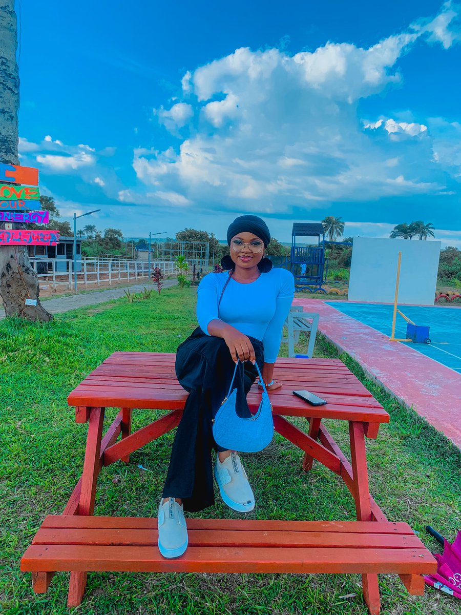 AbidatOpeyemi's tweet photo. It's another beautiful year and I'm so proud of your growth baby girllll 💃💃💃Happy Birthday to me!🥰😍🤩 https://t.co/eJGFcpAU9X