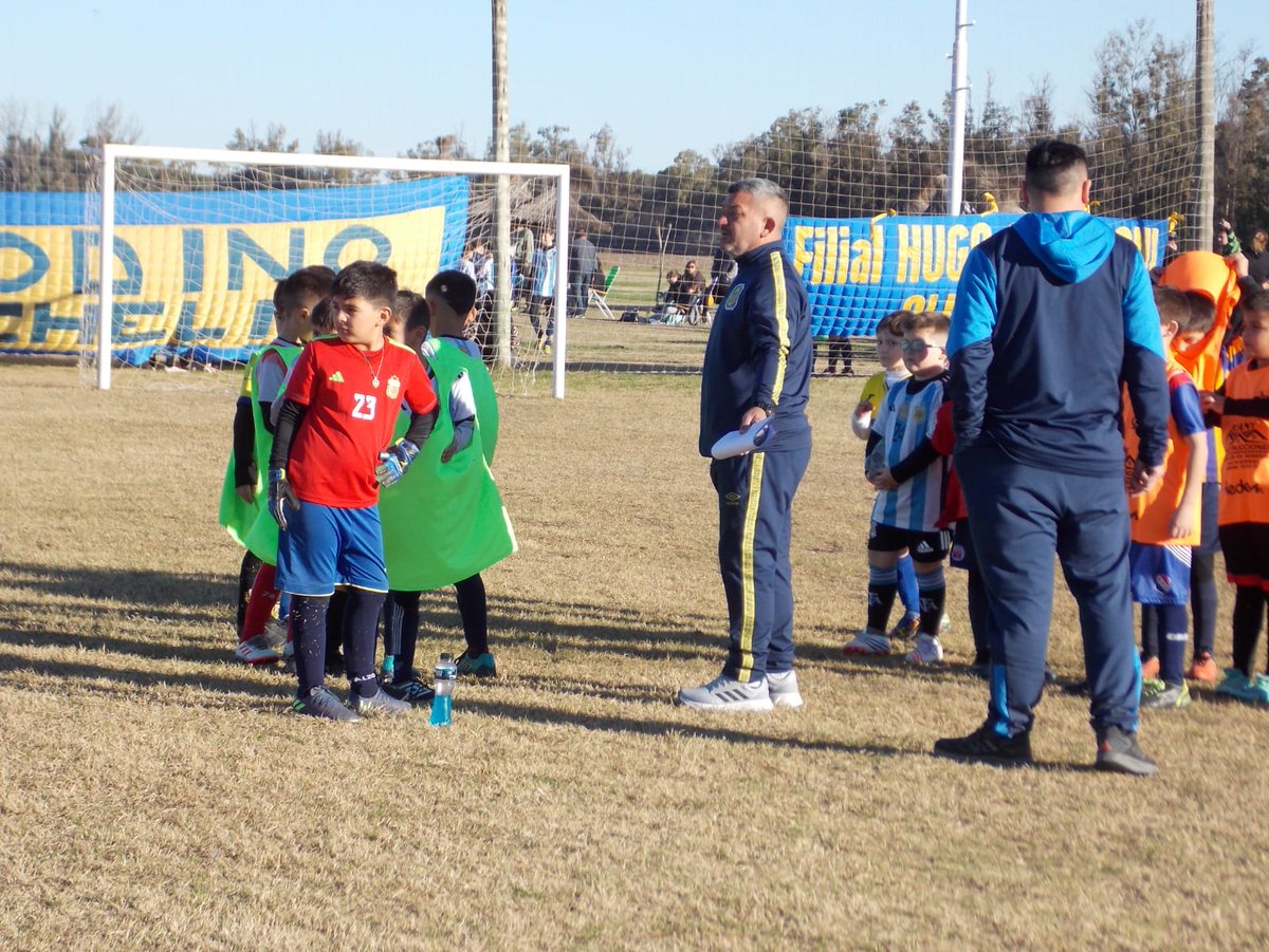 RosarioCentral's tweet photo. #Juveniles | ⚽️🏃‍♂️ Prueba de jugadores en la región

Se evaluó a más de 600 jóvenes en las localidades de Pueblo Andino, Carlos Pellegrini y Oliveros.

📝 https://t.co/s4FbPGtTa3 https://t.co/Jpq579yblB