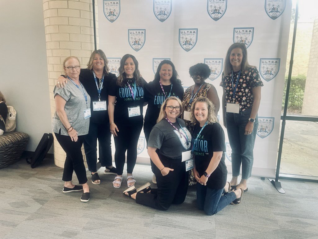 Thank you <a href="/DCPSULTRA/">DCPS U.L.T.R.A. Initiative</a> <a href="/DCPSInTech/">Tech Innovation</a> <a href="/TomlinsonIlyssa/">Ilyssa Tomlinson</a> #ULTRACon for an amazing experience! Loretto Elementary came to represent!