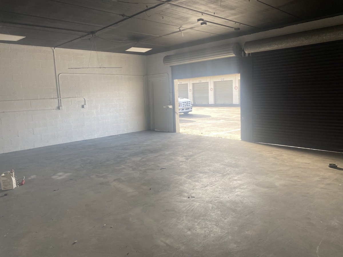 Daniel Abrahams | Ultra Urban Class B Industrial tweet media