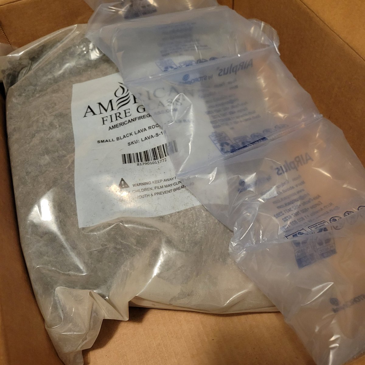 DatXDiver's tweet photo. Giving a shoutout to Amazon for adding bubble wrap so my literal ROCKS got here intact https://t.co/YX8V1YA5oQ