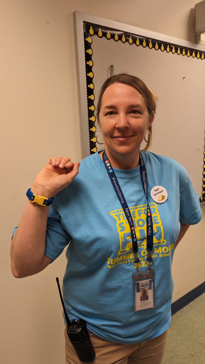 HodgesNKMS's tweet photo. Today's focus at Seek-Search-Survive was weaving! The kids practiced lashing and made survival bracelets. Shout out to our guest teacher and newest super survivalist, @AngelaFoss! @MrsCederholm https://t.co/SUsttIkJny