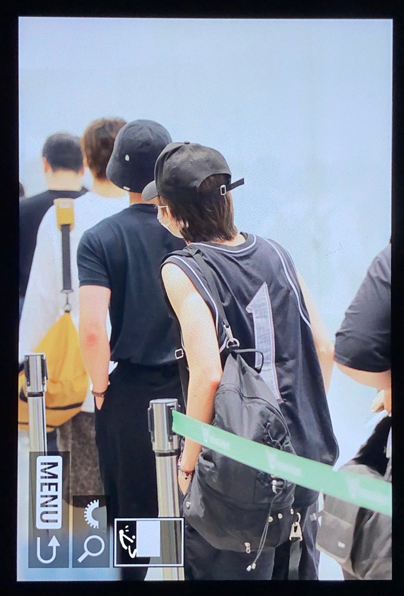 safe_flight_O7O's tweet photo. 230714 ICN

#GEONU #건우 #JUSTB #저스트비 https://t.co/rO9itIitsR