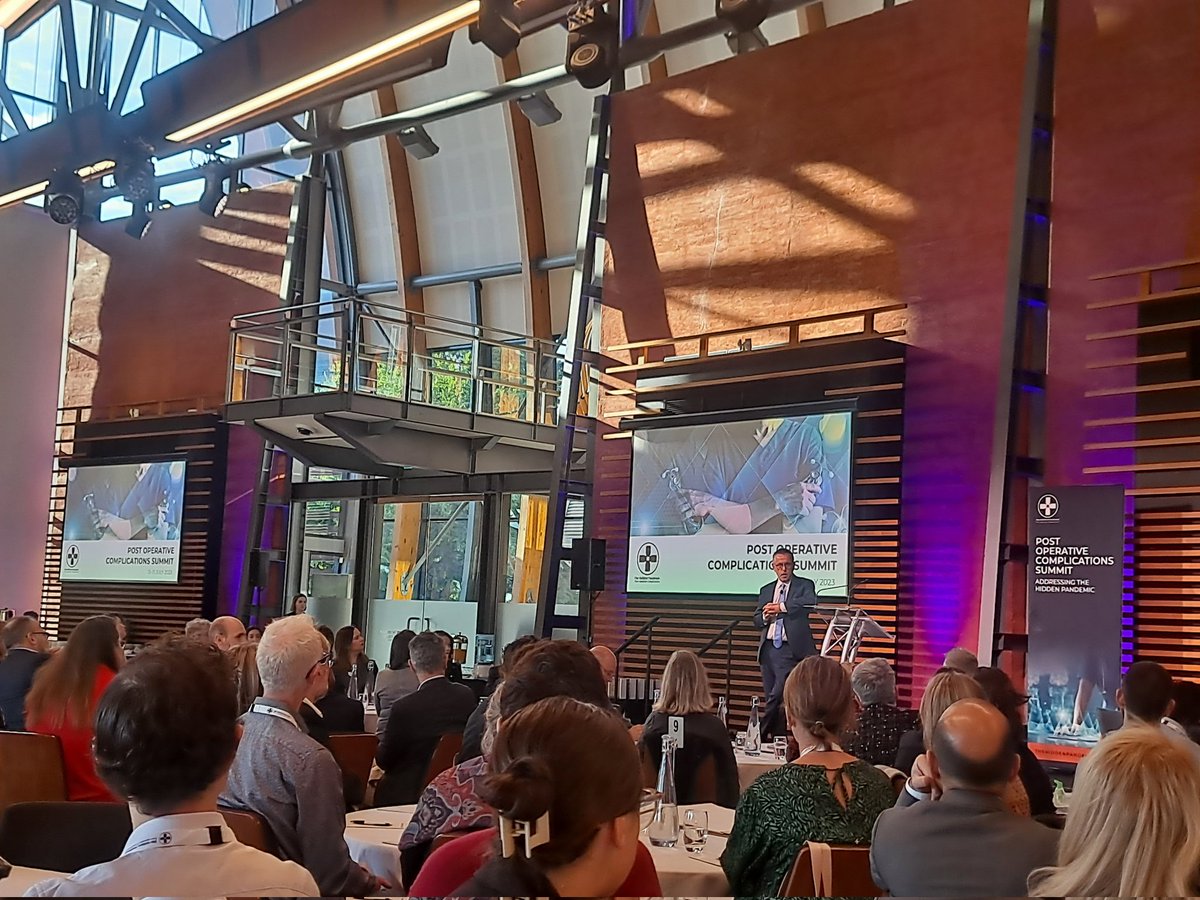 Dr Norman Swan going off piste at the Post Operative Complications Summit to shine a light on the importance of the voice to parliament,  highlighting "this is a health issue". And that we need to bring the locus of control back to community <a href="/normanswan/">Norman Swan</a> #VoiceToParliament <a href="/ANZCA/">ANZCA</a>