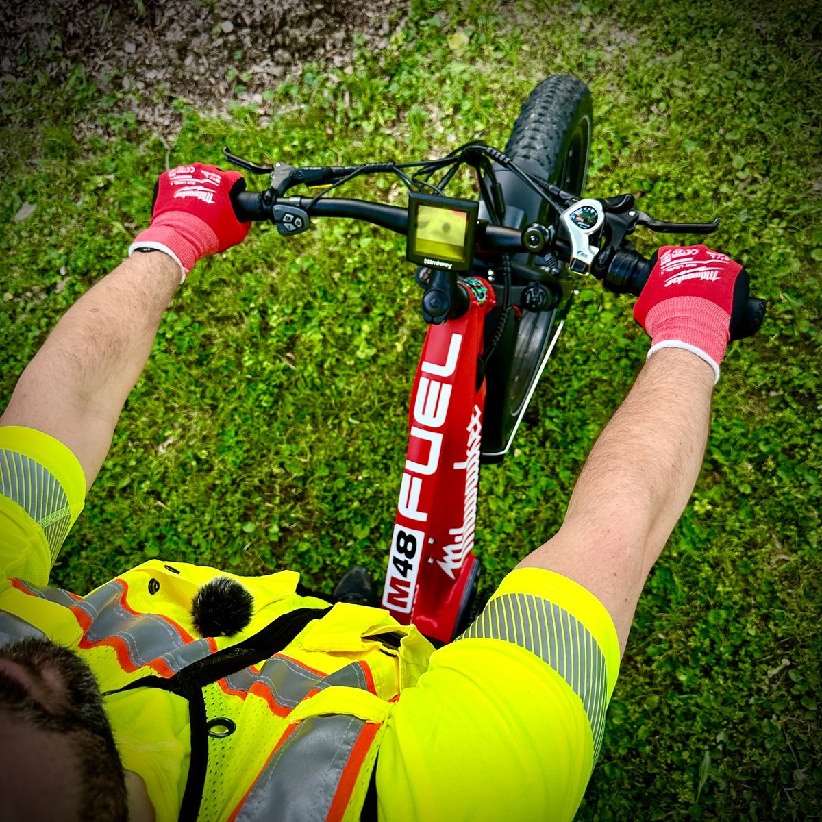 Tool Show tweet media