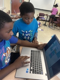 WSSURaMSC's tweet photo. Look at RaMSC hard at work learning math and reading skills! @WSSUTeachEd @WSSURAMS @DrAntGraham https://t.co/VK4mzeSy0a