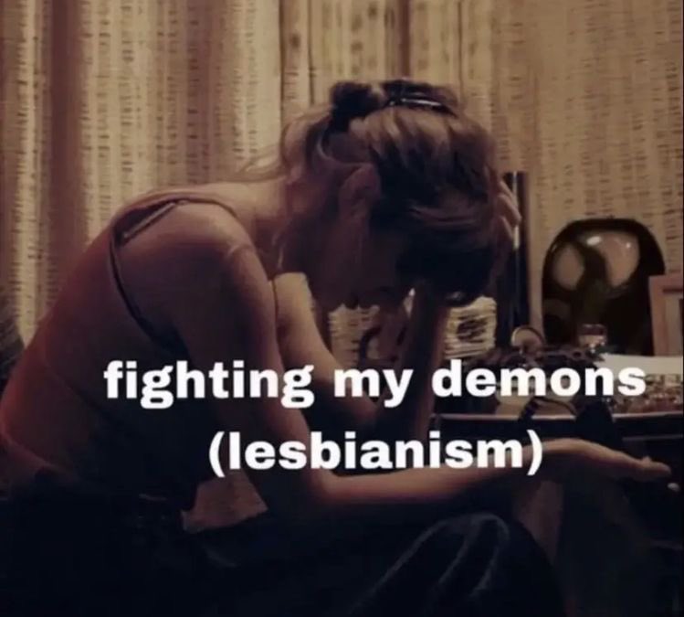 lesbian shitposts ⚢ (@lesbihearts) on Twitter photo 