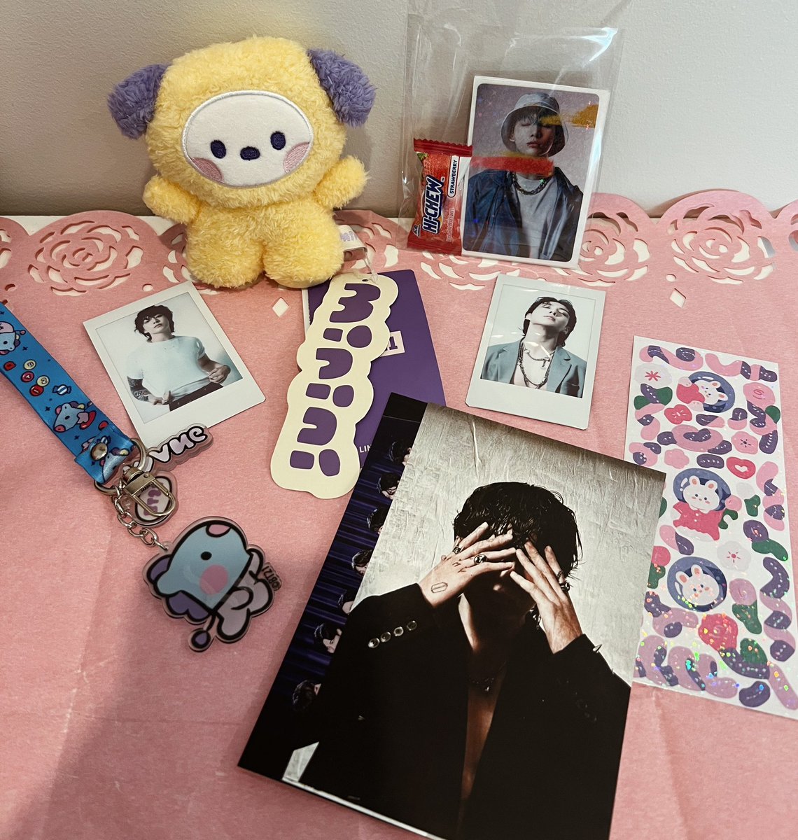 snowflowergifts's tweet photo. ⭑ Quick Mini Giveaway ⭑

⋆ 1 winner ♡
⋆ rt &amp; like 
⋆ followers only

— worldwide | ends in 3hrs https://t.co/Obe9qPdn9X
