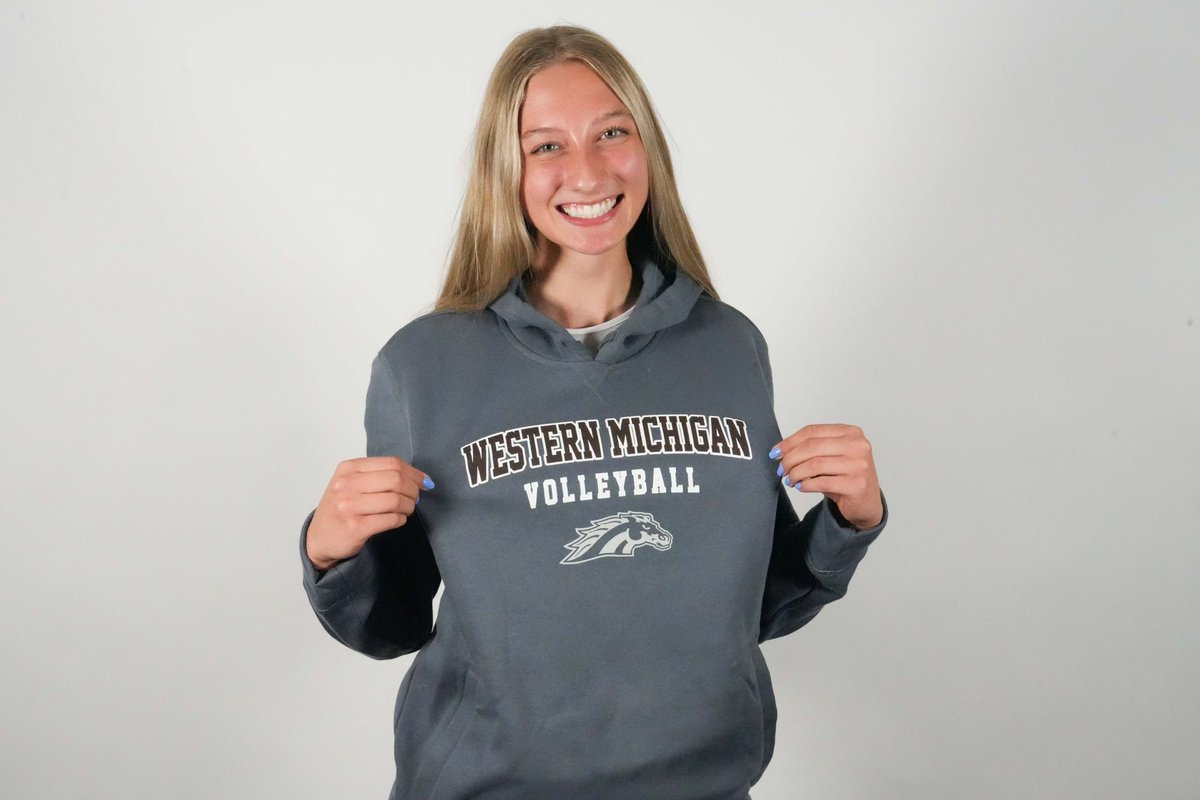 Super excited to announce my commitment to WMU! Forever grateful to coaches Colleen, Justin, and Ryan for giving me this opportunity. Thank you to my family, friends, and coaches for their never-ending support throughout my volleyball journey. Officially a Bronco!!🤎💛