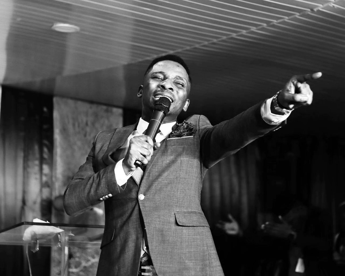 bosskidzzz's tweet photo. @timierewejoh My Papa, Prophet, Man of God, Covering
These revelations are so deep kai๐ฅ๐ฅ
This kind of love that makes you pour out yourself on your children
People getting transformed and getting encounters right on the spot
Thank you Papa, I love you
#ILBC
#Godblessapostletimi https://t.co/rZ3RsI2CEt