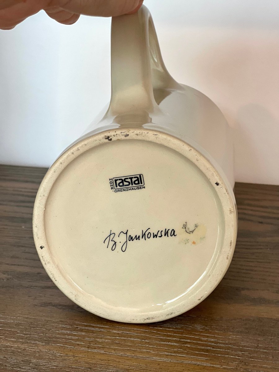 VSeagrape's tweet image. 🐕 Big deals! Beer Stein, Vintage Munich Octoberfest Beer Stein, Munchen Oktoberfest 1997 Beer Stein, Vintage Pottery Beer Stein, Germany Souvenir Mug only at $55.00 on etsy.com/listing/132420… Hurry. #VintageBar #NoveltyBarGlass