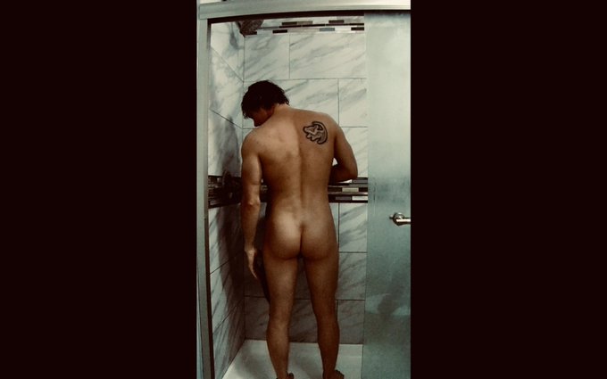 My better side #NSFW #Butt https://t.co/uBpowQuAn6<a href="/tag/nsfw"class="tags">#NSFW</a><a href="/tag/butt"class="tags">#Butt</a>