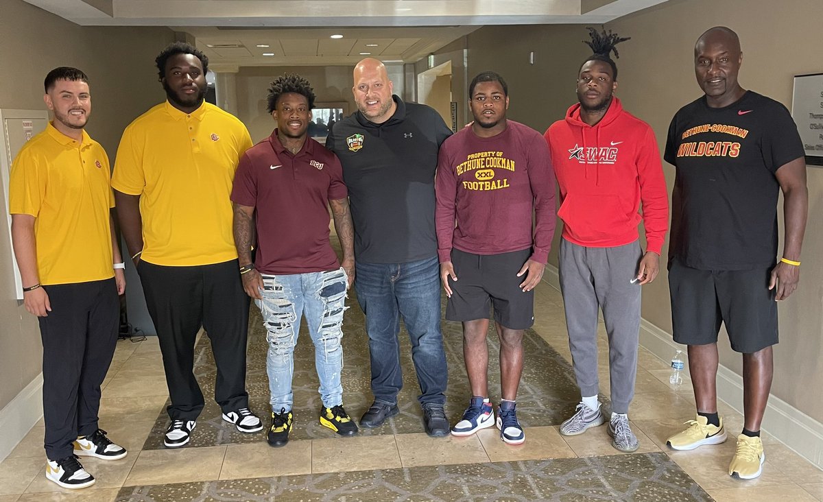 Big shoutout to @CoachWoodie @TWeston_ and @BCUAthletics for having me out to talk to some of the players! #HailWildcats #LeadershipDevelopment