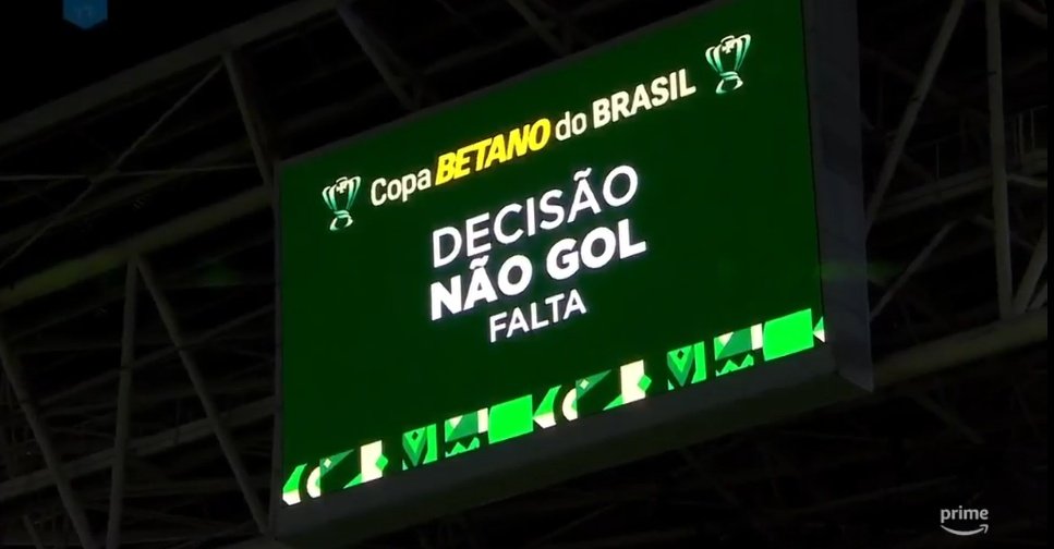 desimpedidos's tweet photo. E O DARONCO MANTEVE A DECISÃO! FOI OU NÃO FOI RAPAZEADA? https://t.co/2gX9r2Q3iV