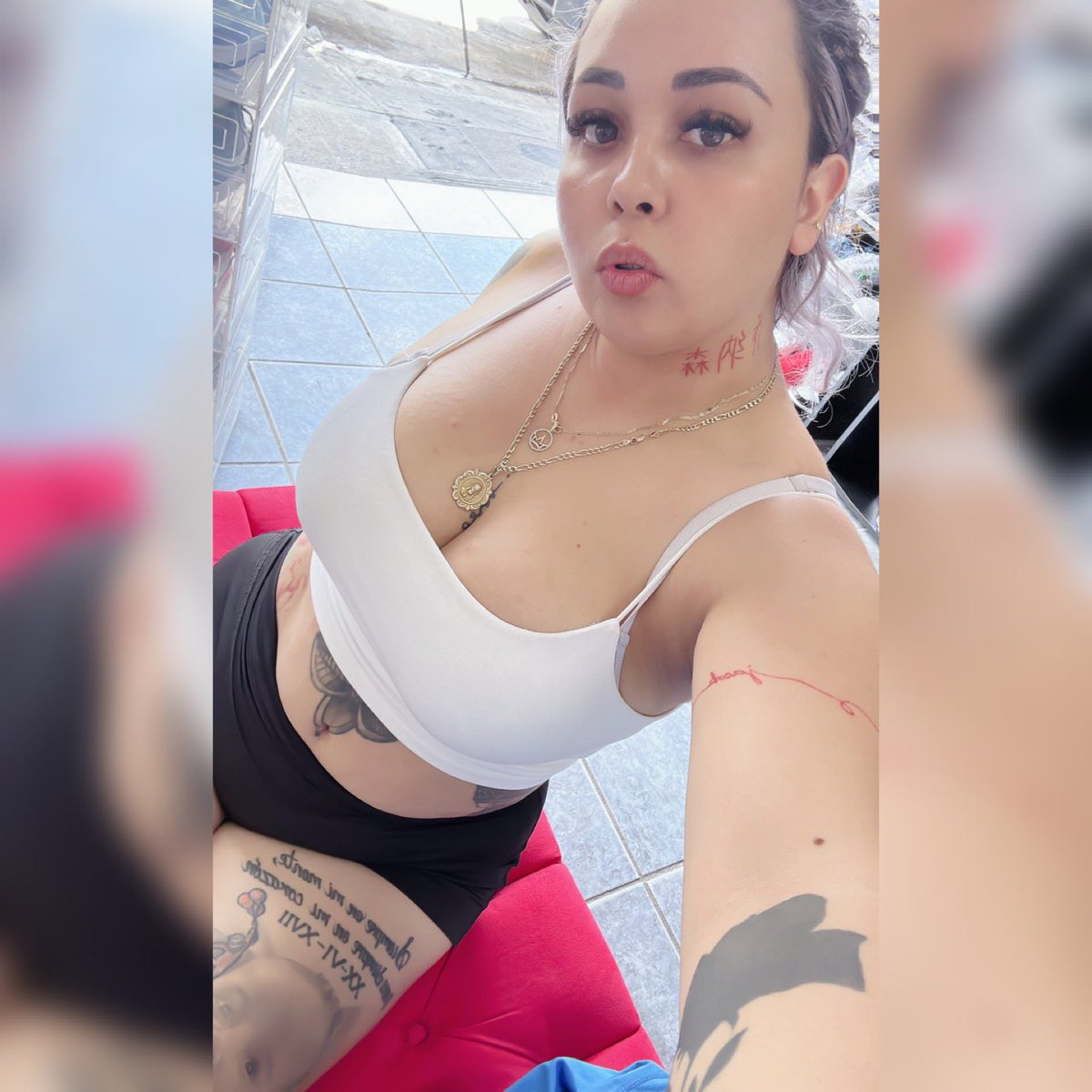 tiktok.com/@nicole.peon69…

instagram.com/nicole_peon69?…

onlyfans.com/nicolepeon