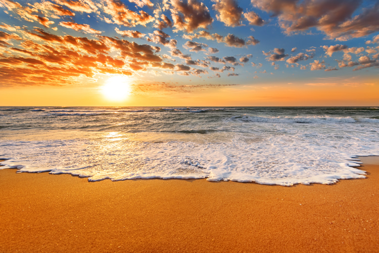 Bentley Hedges Travel is ready to show you the world! Bentley has been there &amp; done that! It's time for your private bungalow over looking the ocean! 

#travel #letsgetaway #destinationwedding #wannagetaway #dreamweddings #letsdothis #getaway #letsjet #beach #surfandsand