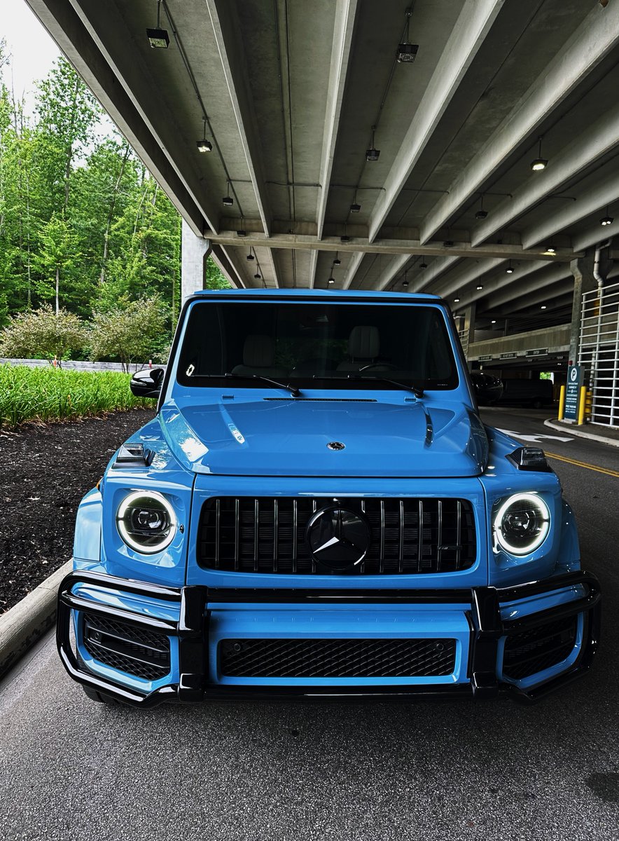 JoeW6_'s tweet photo. Took delivery of G63 number two.. I went with China Blue // Platinum White on Monoblocks for this one https://t.co/K0U3UIfnOy