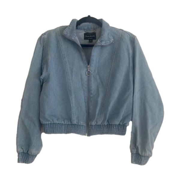 sallisingleton's tweet image. So good I had to share! Check out all the items I'm loving on @Poshmarkapp #poshmark #fashion #style #shopmycloset #urbanoutfitters #hautemonde: posh.mk/SmkpwTjIpBb