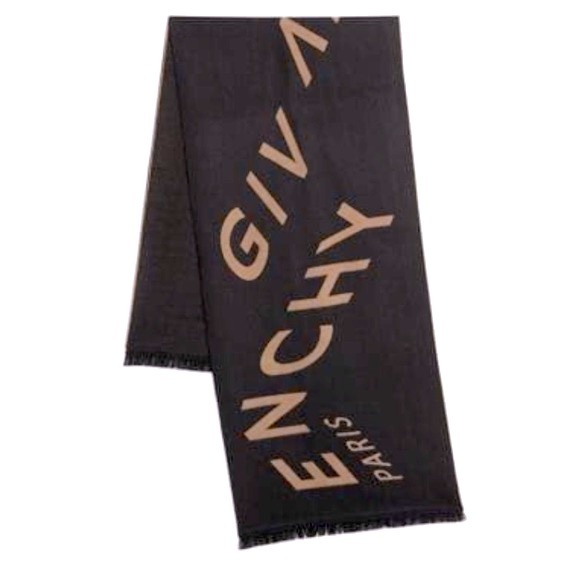 So good I had to share! Check out all the items I'm loving on <a href="/Poshmarkapp/">Poshmark</a> #poshmark #fashion #style #shopmycloset #versace #chromehearts #givenchy: posh.mk/IzdCwClIpBb