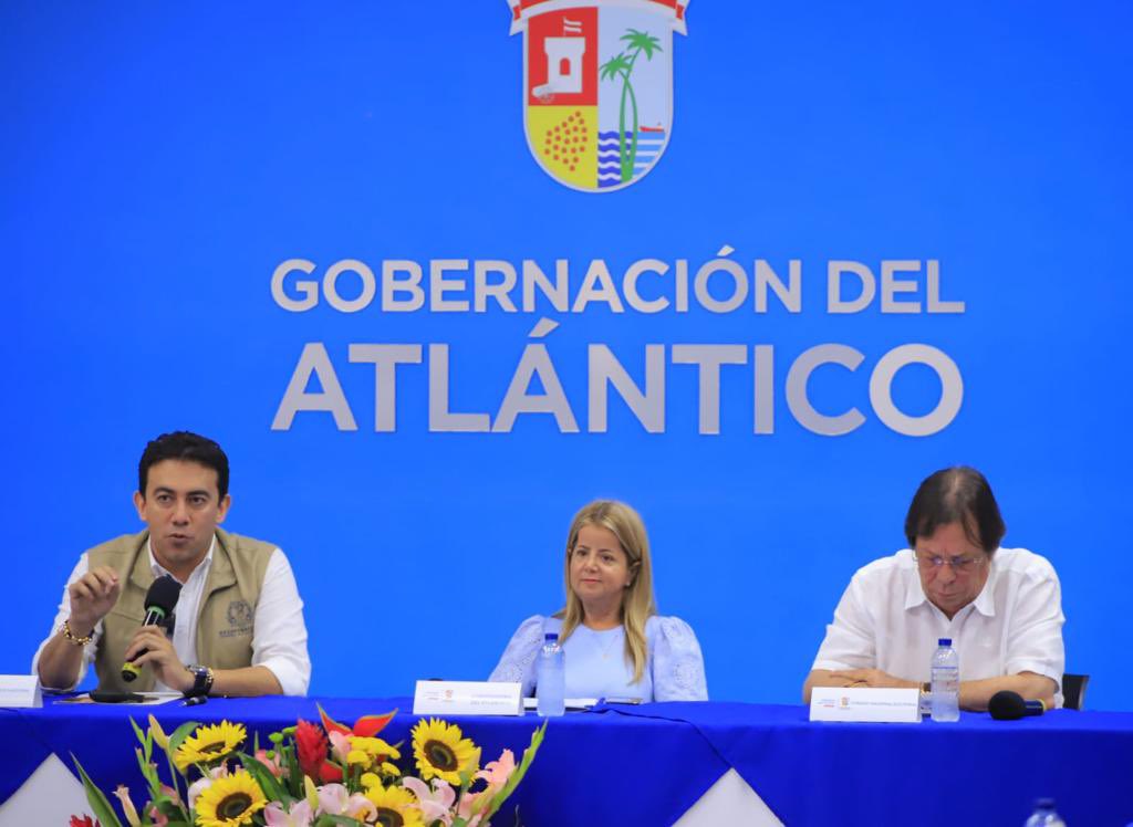 interior_atlant's tweet photo. Con la presencia de las diferentes autoridades se llevó a cabo el noveno comité de #SeguimientoElectoral 🗳️ en Atlántico.  
El comité fue presidido por nuestra Gobernadora @elsanoguerabaq y el registrador nacional del Estado Civil Alexander Vega @Registraduria https://t.co/TRzEFczgU2