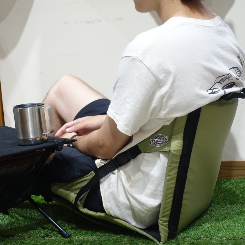 aandf_corp's tweet photo. 今回はお手軽にキャンプ、登山、ビーチ!などの様々なシーンで使えるチェア【CRAZY CREEK ザチェア2.0】をご紹介致します!【ららぽーと湘南平塚店】 https://t.co/cvAkXJthE2
#クレイジークリーク #crazy_creek #sitthere https://t.co/KqFuYPllf9