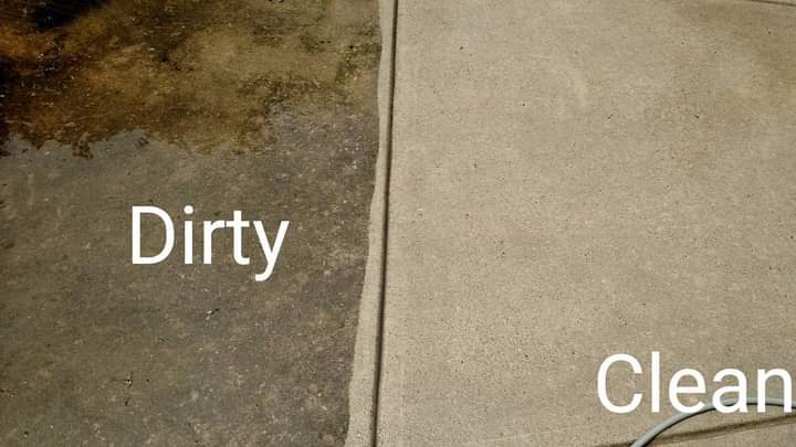 EandSPowerWash's tweet photo. Cement Surface Cleaning/Washing in Livonia, Michigan Call/Text to get yours done. 248-207-2224 #BeforeandAfter #PowerWash #PowerWashing #PressureWash #PressureWashing #CementCleaning #CementWashing #DrivewayWashing #DrivewayCleaning #SurfaceCleaning #SurfaceWashing https://t.co/4kwxwomObX