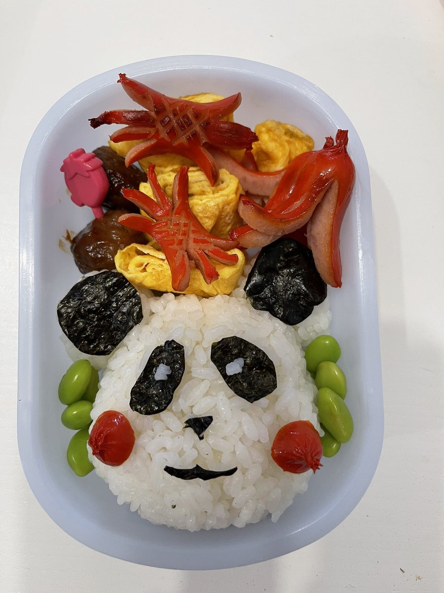 Charo_fajardo's tweet photo. 娘のお弁当製作日。どうかいっぱい食べてね〜😂 https://t.co/1NlMre6jv6