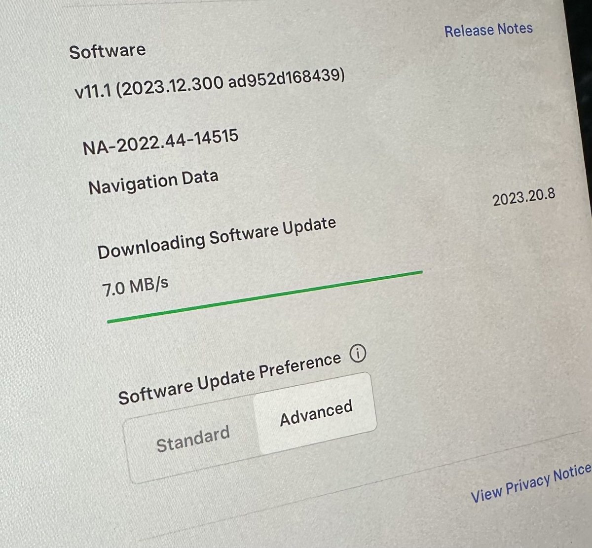 ⁦<a href="/elonmusk/">Elon Musk</a>⁩ Why are Tesla update downloads showing as MB/s (Megabytes) instead of Mb/s (Megabits)? ⁦<a href="/Tesla/">Tesla</a>⁩