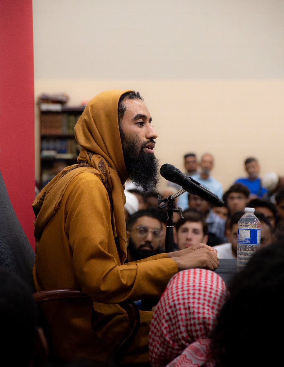 muslimagent's tweet photo. @AbuTaymiyyahMJ first tour of Canada with a stop in Scarborough 🇨🇦 

1000+ attendees packed the hall at @IIT1630 

Tour Host: Ilm Institute

May Allah reward Ustadh and the organizers of the tour!

#abutaymiyyah #canada #islamicevents #muslimagent https://t.co/yc1g34k8Mi