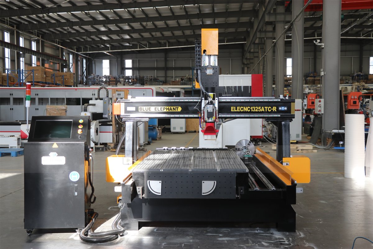 ElephantCnc's tweet image. 👏👏ELECNC1325 ATC Woodworking Machine will be sent to Australia
#automatictoolchange #atccncrouter #australia #cncmachine
①1500W Leadshine servo motor
②3.9KW HQD air cooling spindle
③Vacuum & T-slot working table
④LNC 2200 control system
⑤3KW double bag dust collectors