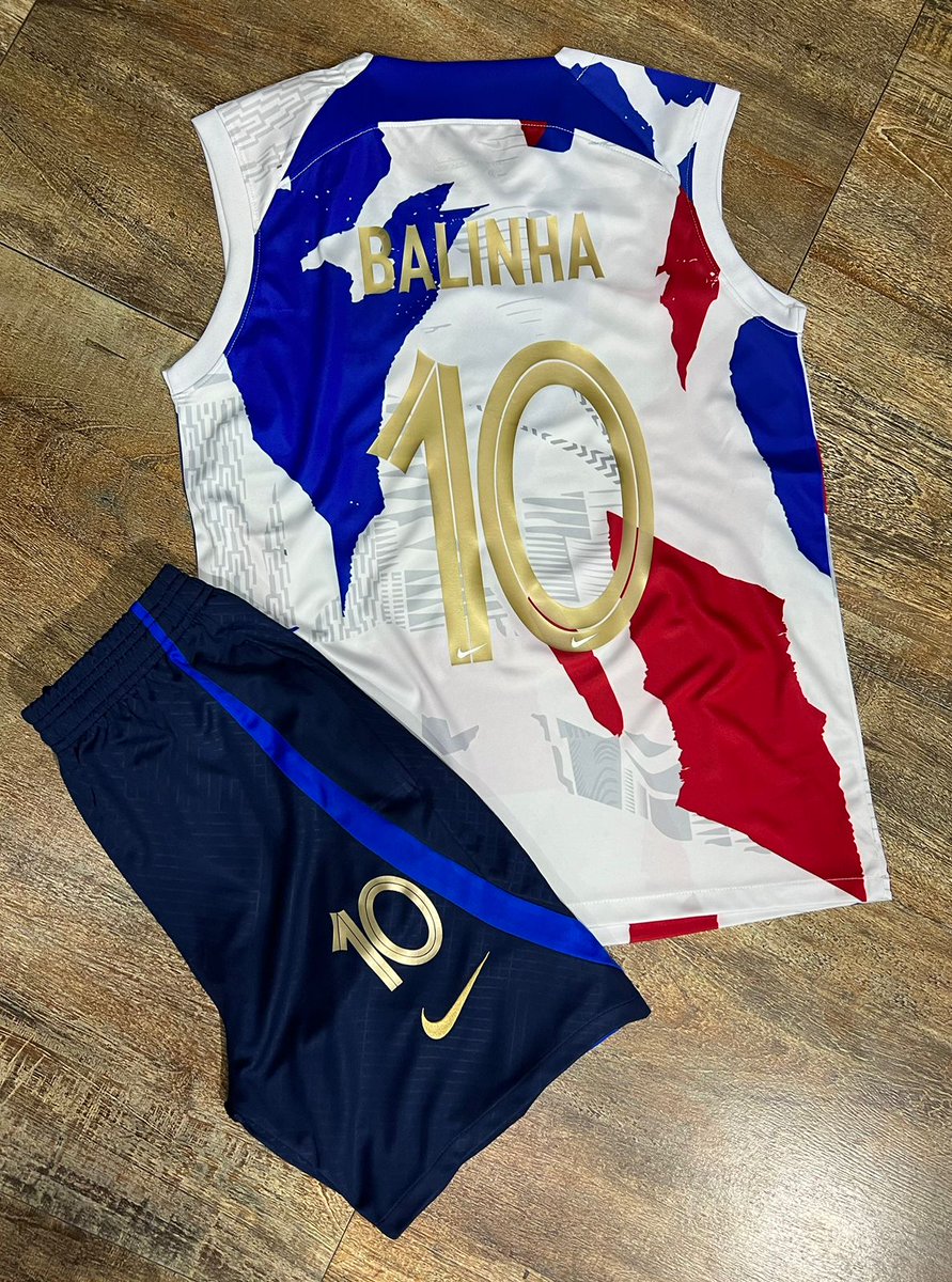 favelashopping's tweet photo. Só personalizaçãobraba. 😎😎 vem pro favela shopping👊👊 https://t.co/ciaIAgBHiQ