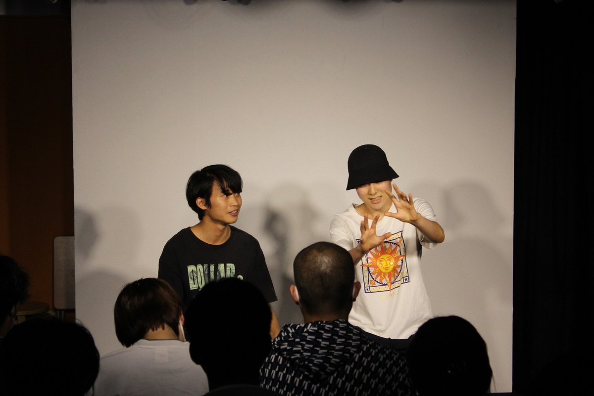 hamachi_buri1's tweet photo. 【出演者８】
①ヤマネコ
②早稲田大学お笑い工房LUDO
③堀越(3年)、宮田(2年)
④宮田は、本来2回でいい発表を、6回やらされている https://t.co/6GWa9xnoUH