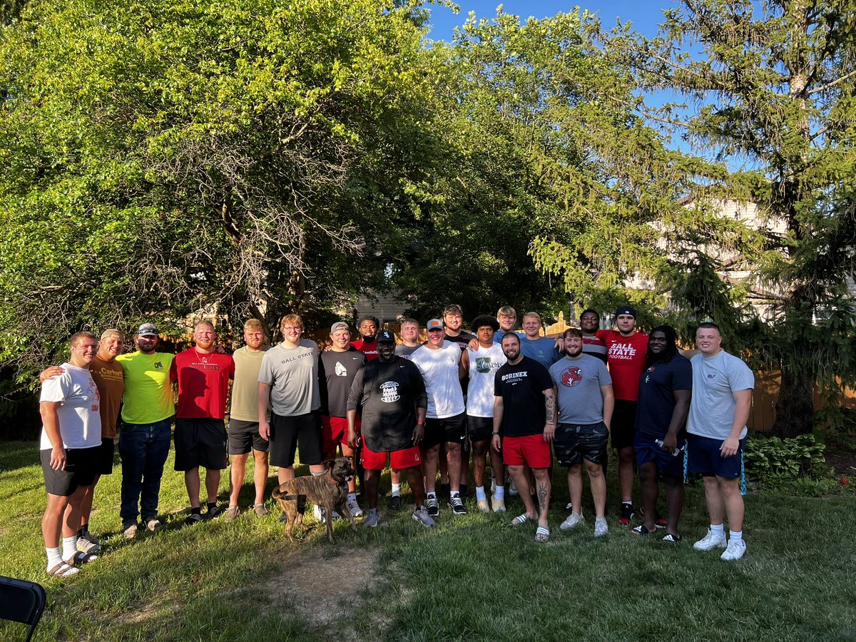I love these boys! Hardest workers, tightest unit, truest Cardinals! Looking forward to a great year with this crew! Shout out to @JoeMooreAward for helping me look good in the smoke! #TheSelflessOnes #1AAT