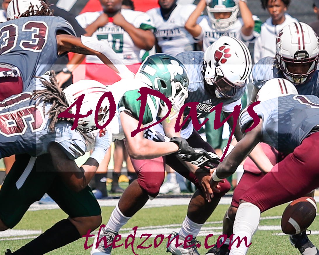 TheD_Zone's tweet photo. 40 days until the football season begins ‼️ https://t.co/1R1QNpfHa2